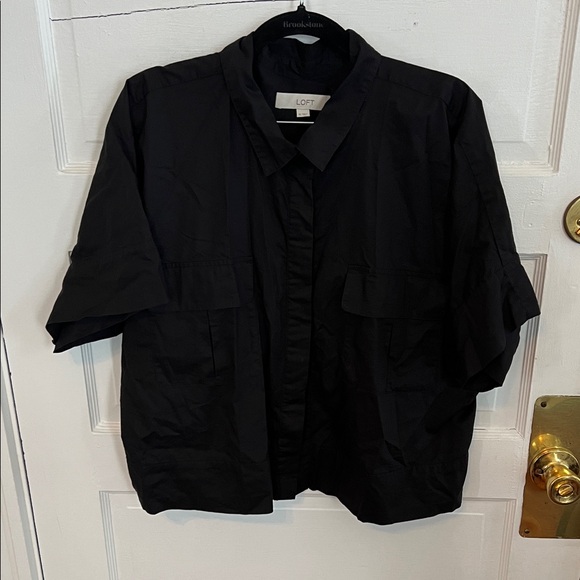 LOFT Tops - LOFT Black Short button front blouse